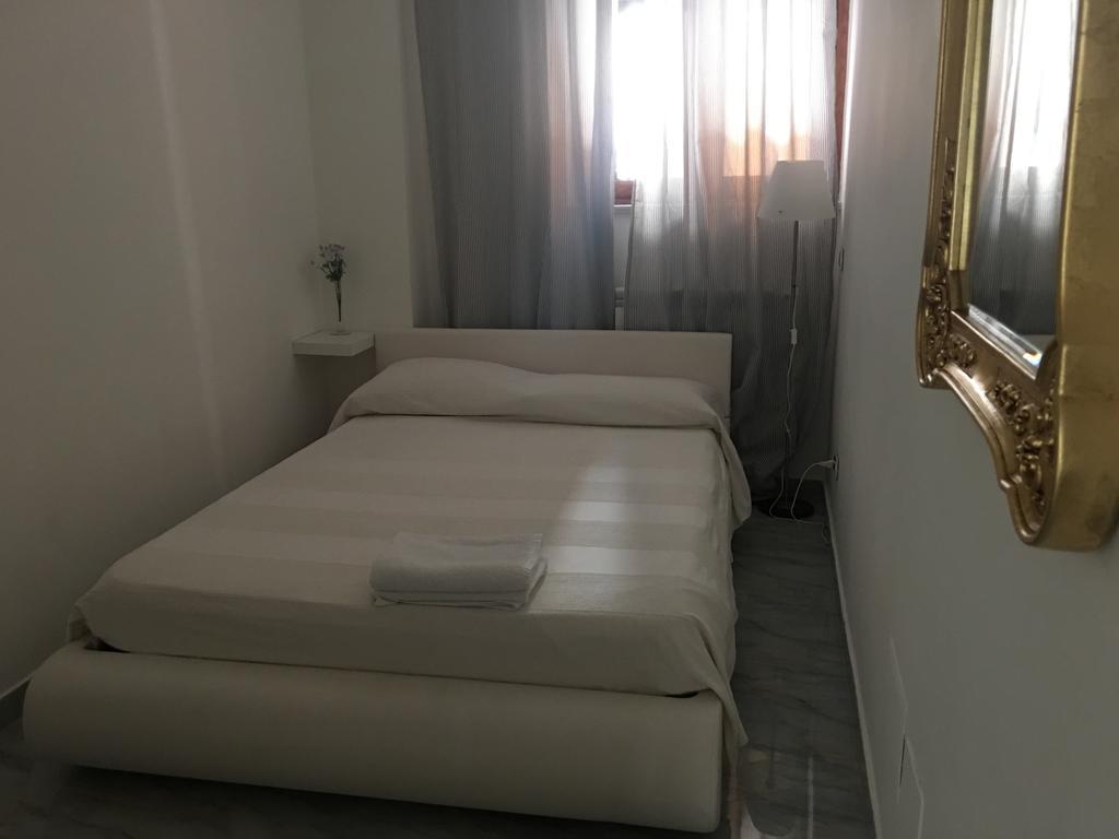 Supera Napoli Apartment Buitenkant foto