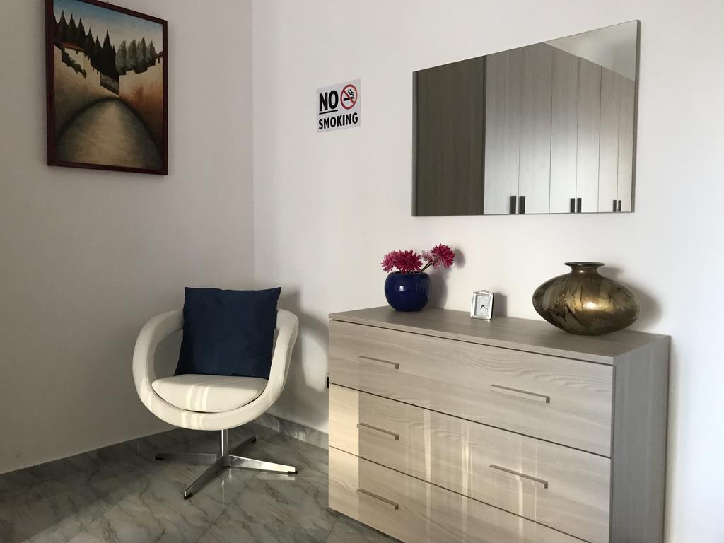 Supera Napoli Apartment Buitenkant foto